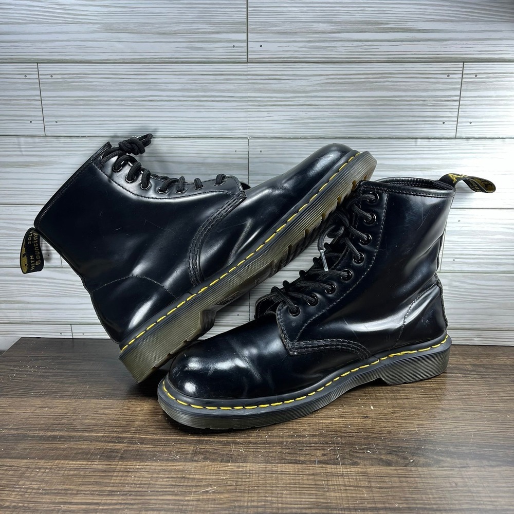 Dr. Martens 1460 8 Eye Black Boots - M 9 - W 10 - Picture 4 of 11